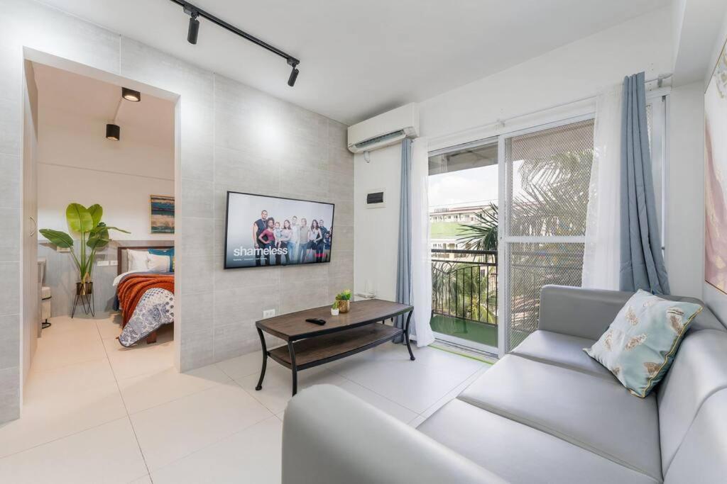 מקטאן Airport Express Hostel E-527, 2 Minutes To Airport,Fast Wifi, Free Netflix מראה חיצוני תמונה