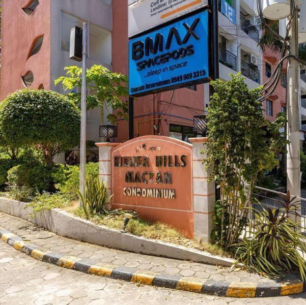 מקטאן Airport Express Hostel E-527, 2 Minutes To Airport,Fast Wifi, Free Netflix מראה חיצוני תמונה