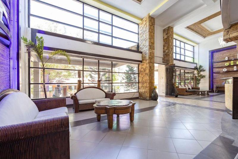 מקטאן Airport Express Hostel E-527, 2 Minutes To Airport,Fast Wifi, Free Netflix מראה חיצוני תמונה